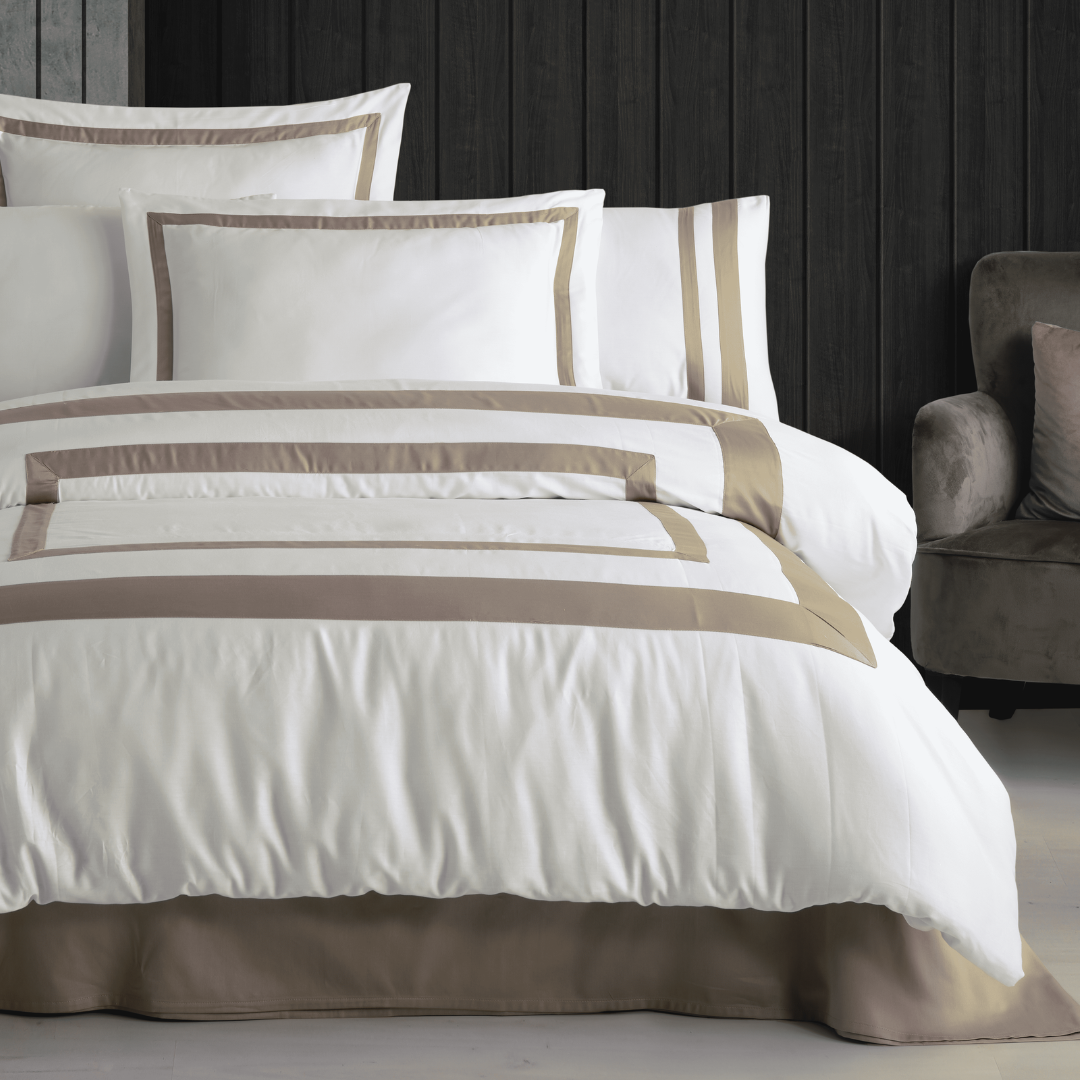 Afife Cotton Satin Duvet Cover Set (6 Pieces)